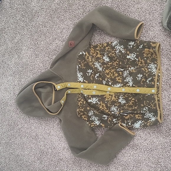 Sweater Cardigan Bundle - Picture 2 of 2